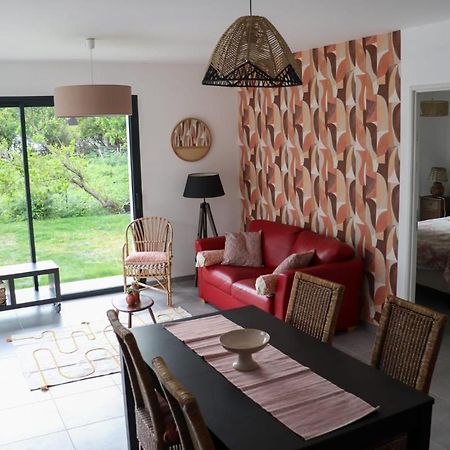 Charmante Maison Neuve Au Lac D'オータン エクステリア 写真
