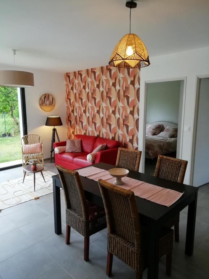 Charmante Maison Neuve Au Lac D'オータン エクステリア 写真
