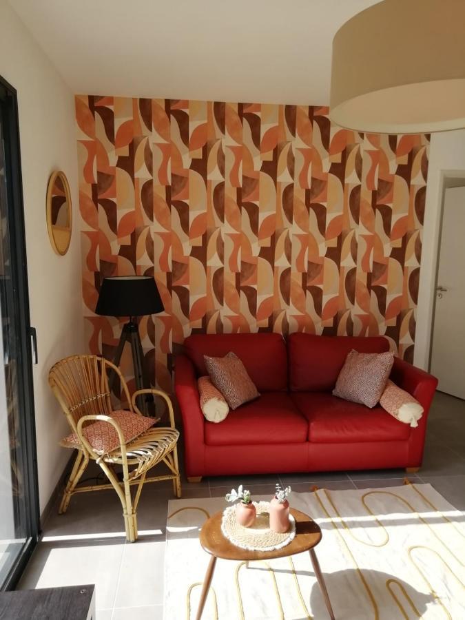 Charmante Maison Neuve Au Lac D'オータン エクステリア 写真