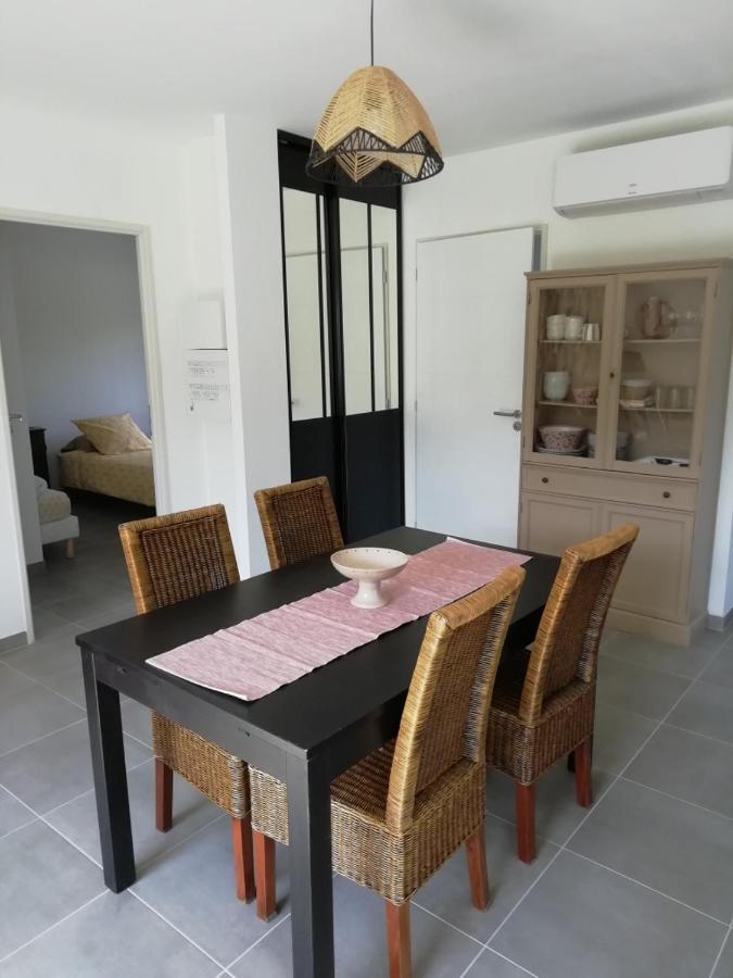 Charmante Maison Neuve Au Lac D'オータン エクステリア 写真